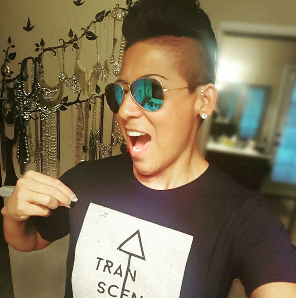 Meet your Posher, Clo